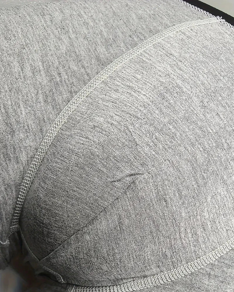 Boxerkalsonger herr i bambufiber med svart midjeband – närbild på det grå tyget