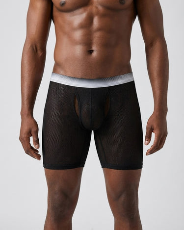 Boxers compridos de homem em rede – em uso, vista de frente