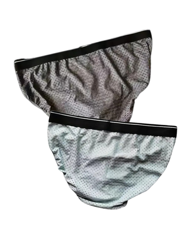 Slip uomo traforati in microfibra effetto seta – 2 slip traforati visti da dietro: grigio e azzurro