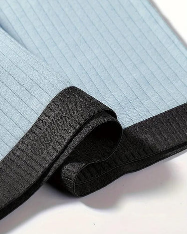 Herren Boxershorts aus Rippbaumwolle ohne Saum – Nahaufnahme von Bund und geripptem Stoff