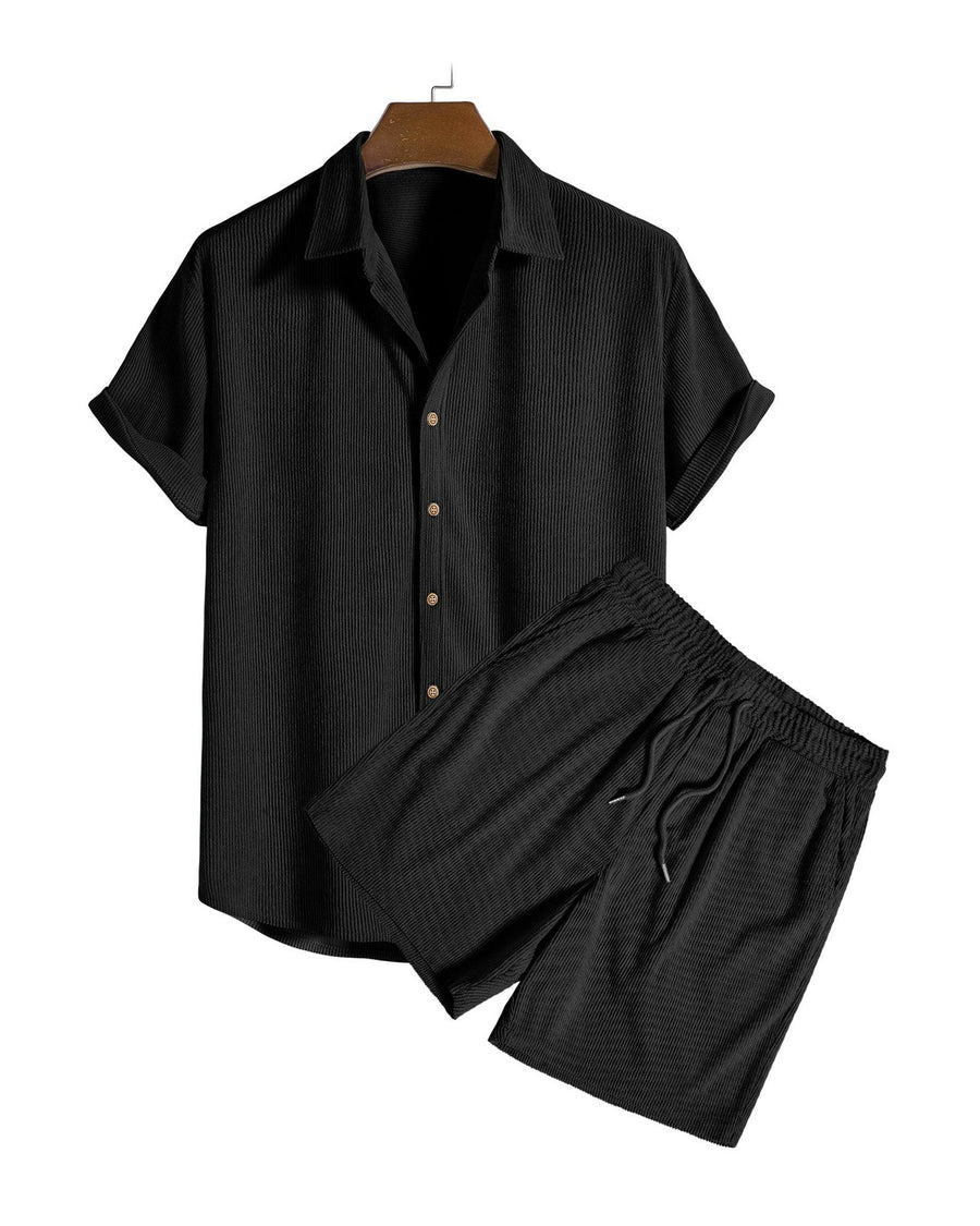 Completo camicia e pantaloncini nero a coste su gruccia
