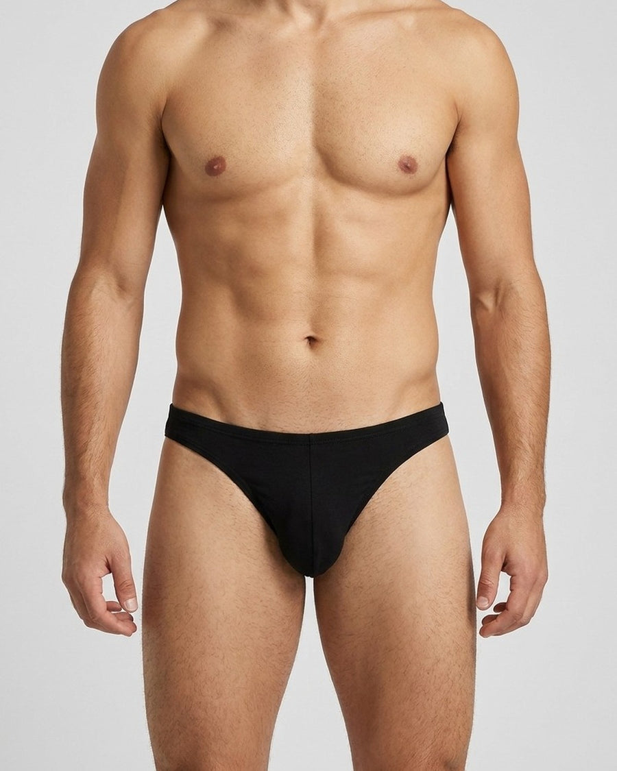 String de homem respirável em modal – em uso, vista de frente
