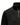 Jersey polar negro, detalle del cuello alto y la cremallera con tirador marrón